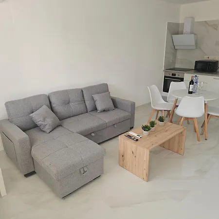 Apartmán Shiamis Modern House *