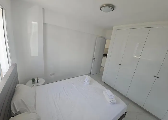 Shiamis Modern House * Paphos