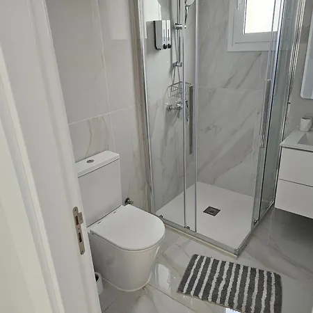 Shiamis Modern House דירה פאפוס