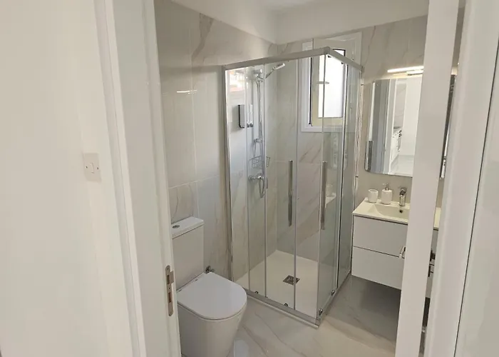 Shiamis Modern House * Paphos