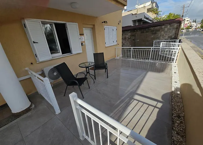 Apartamento Shiamis Modern House *