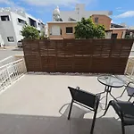 Appartement Shiamis Modern House *